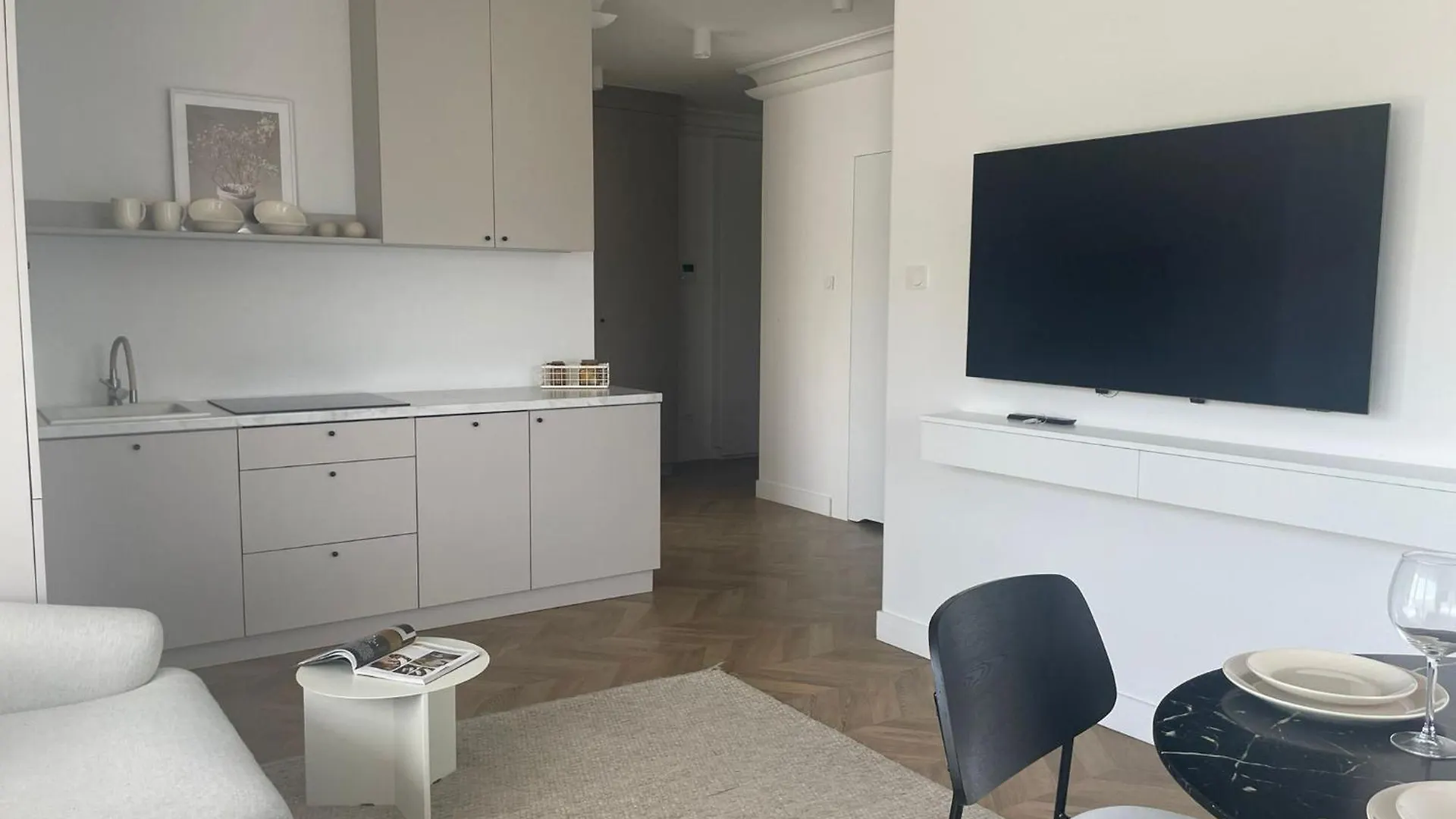 Exclusive Apartment By Moderna Profit Gdansk 0*,